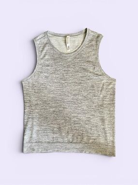 #025, Athleta Light Gray Sleeveless Knit Top, size L